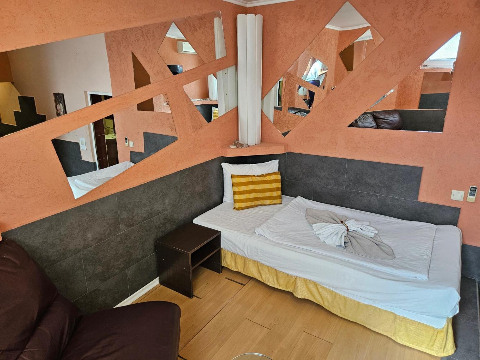 Paralax Hotel Βάρνα Εξωτερικό φωτογραφία